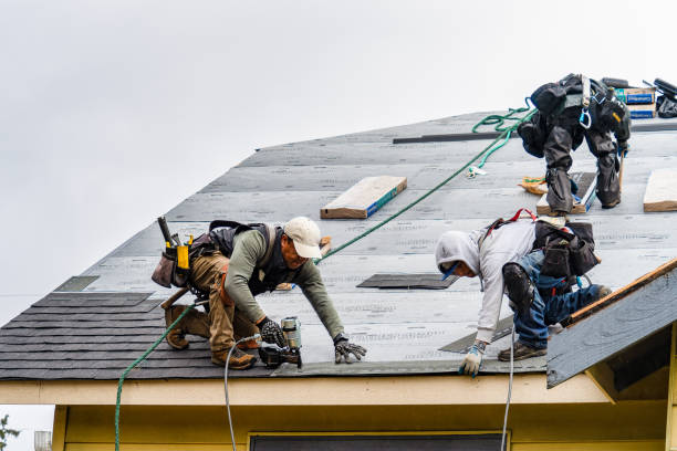 Professional Gutter Installation technician working in Schooleys Mountain, NJ
